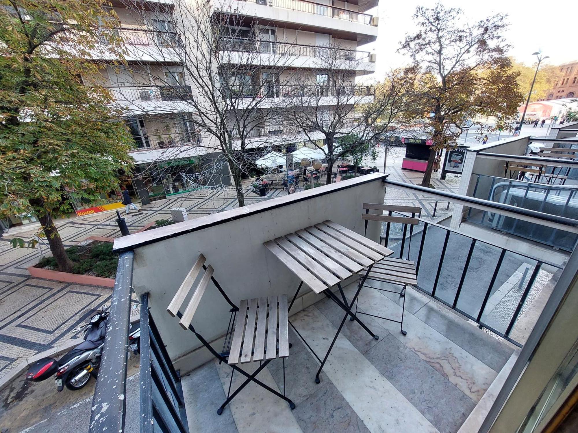 Lisbon'S Best At Campo Pequeno Hotel Екстериор снимка